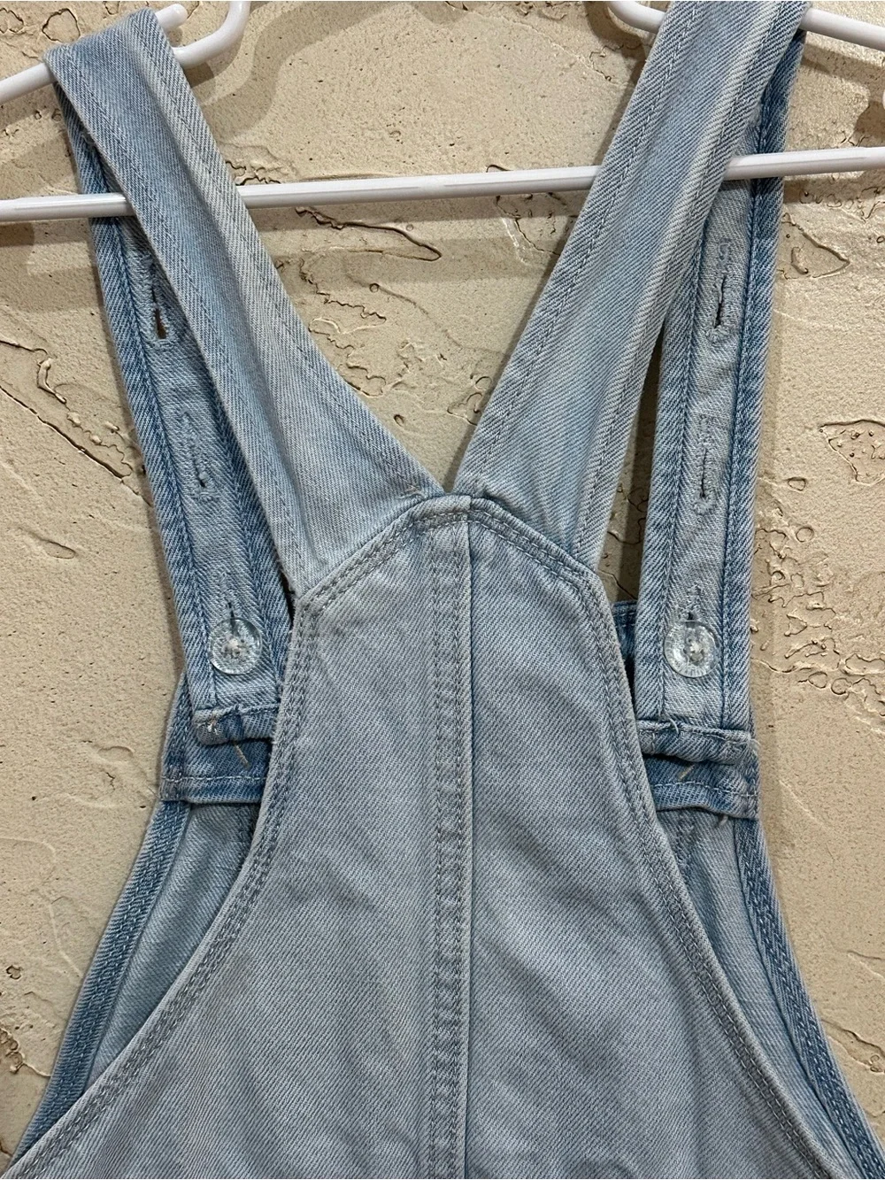 Old Navy Light Wash Distressed Girls Denim Short Overalls Patriotic Pockets Sz M